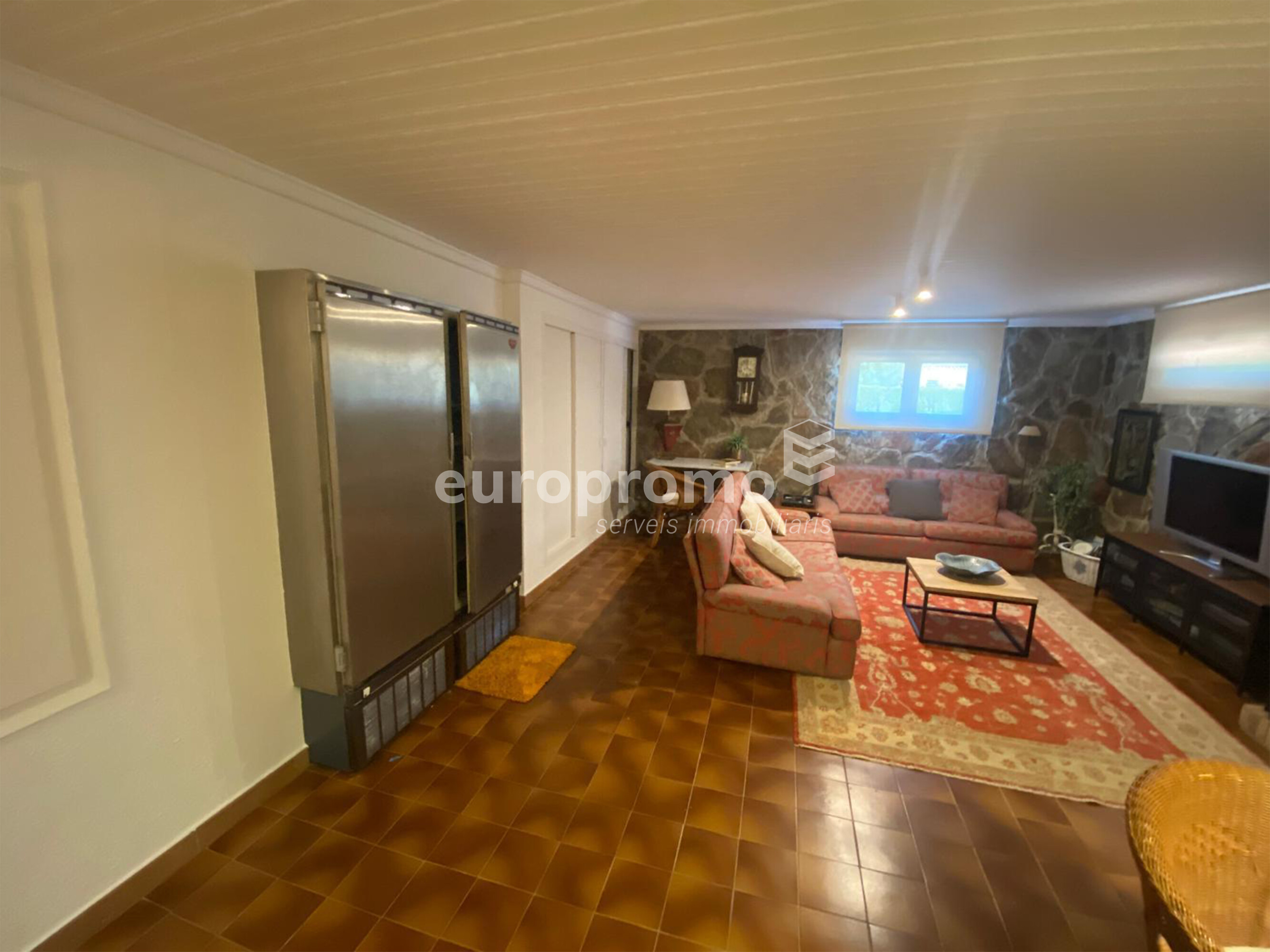 Espectacular casa de lujo situada en Canet d'Adri!!